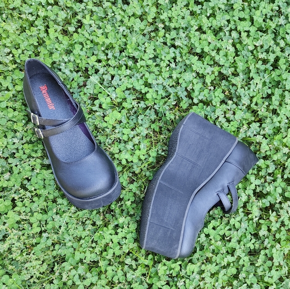 Demonia Kera - Picture 5 of 7